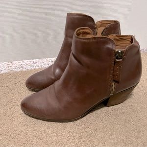 Frye brown boots